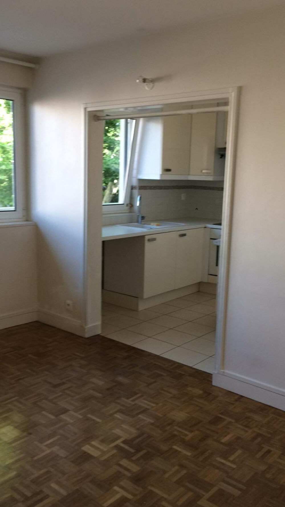 Location Appartement Appartement 2 pièces avec balcon ancien Creteil Créteil