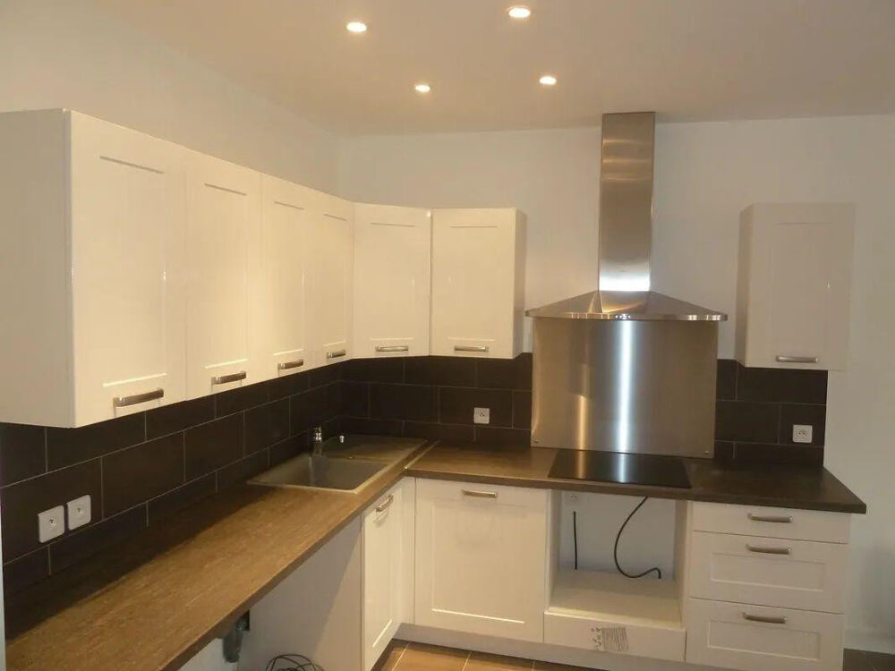 Location Appartement 3 Pièces 74m² calme proche centre ville Nanterre