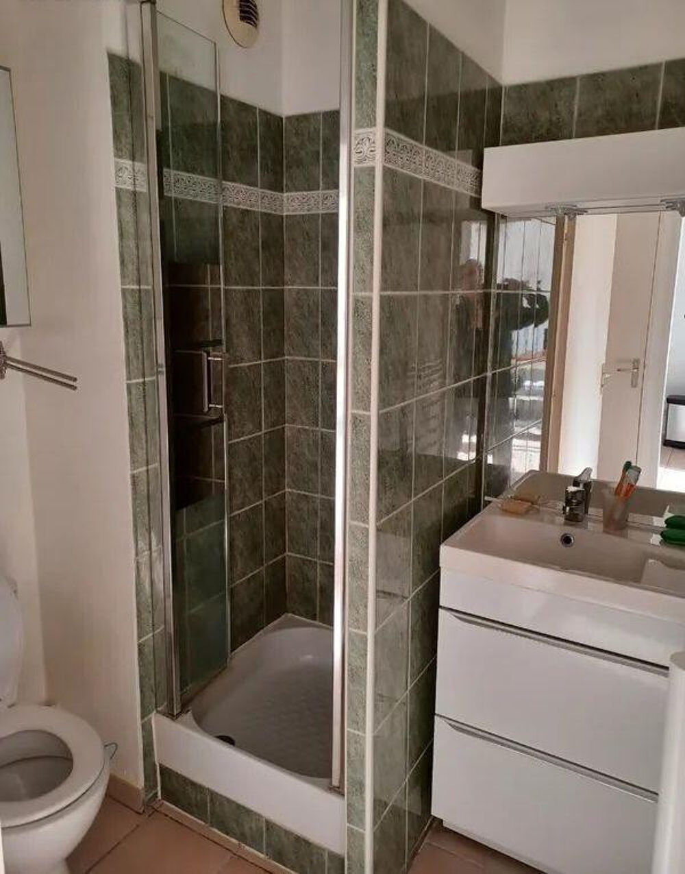 Location Appartement Beau T2 meublé 31m² avec grande terrasse 15m² Marseille 8