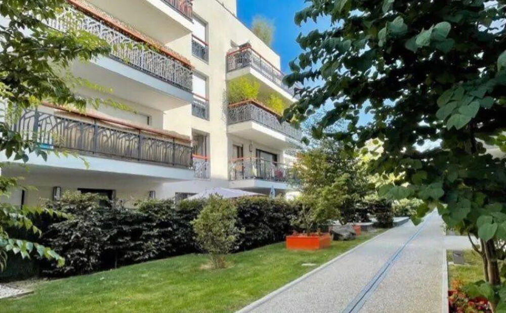 Location Appartement Superbe 2 pièces LA DEFENSE tout équipé Puteaux