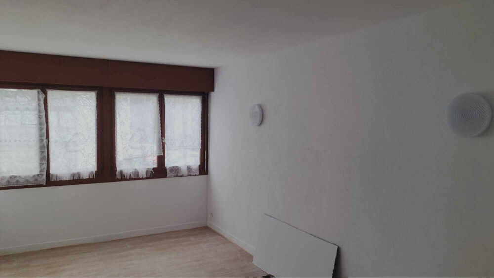 F4 Bis 65 m² avec Cuisine et WC séparés 1er étage