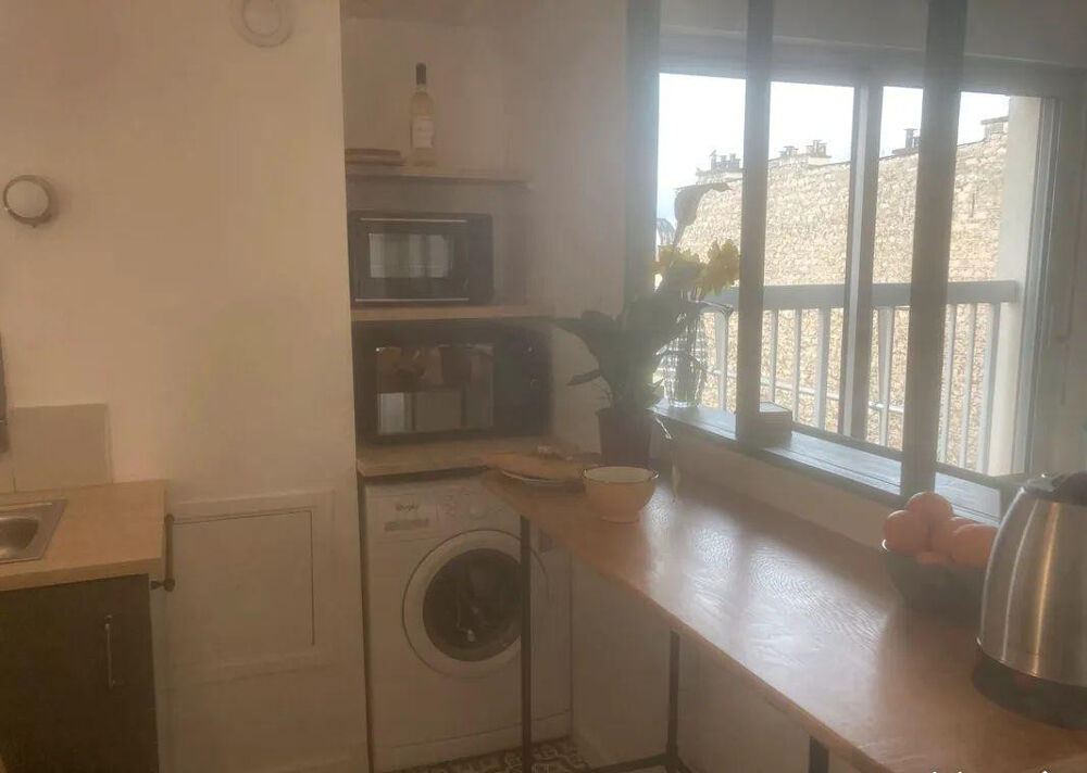 Location Appartement Beau studio 39M2 Meublé ALIGRE CALME ET LUMINEUX Paris 12
