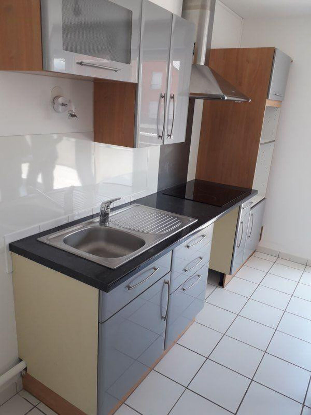 Location Appartement Beau T2 57m² avec balcon et parking Grenoble