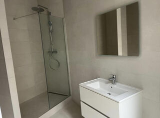  Appartement à louer 2 pièces 55 m²