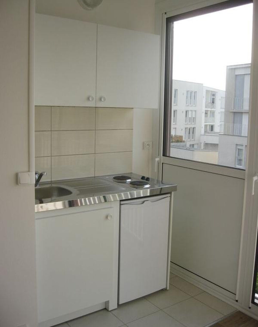 Location Appartement T1 avec balcon 17 m² - Boulogne-Billancourt Boulogne-billancourt