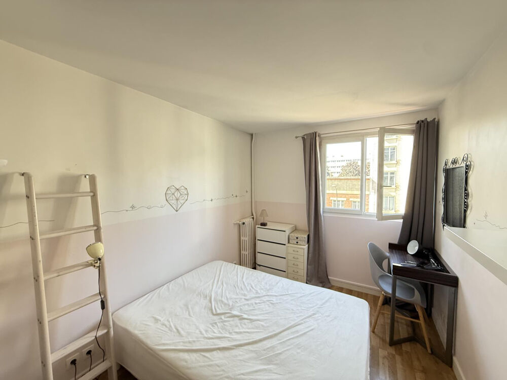 Location Appartement Appartement traversant lumineux équipé + service Paris 19