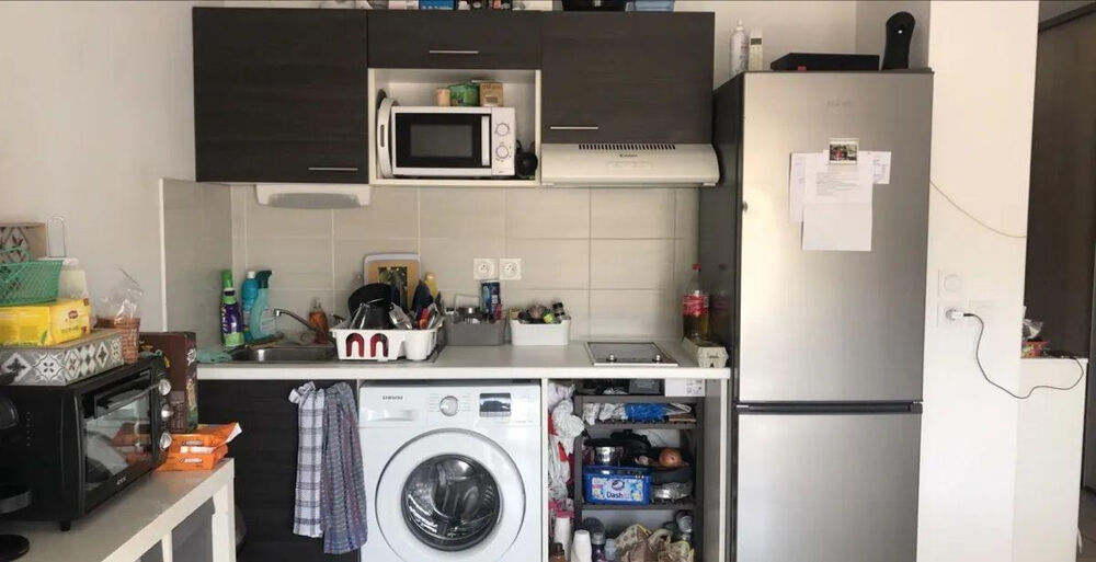 Location Appartement Superbe studio 25 m2 + terrasse 12 m2 Montpellier Montpellier