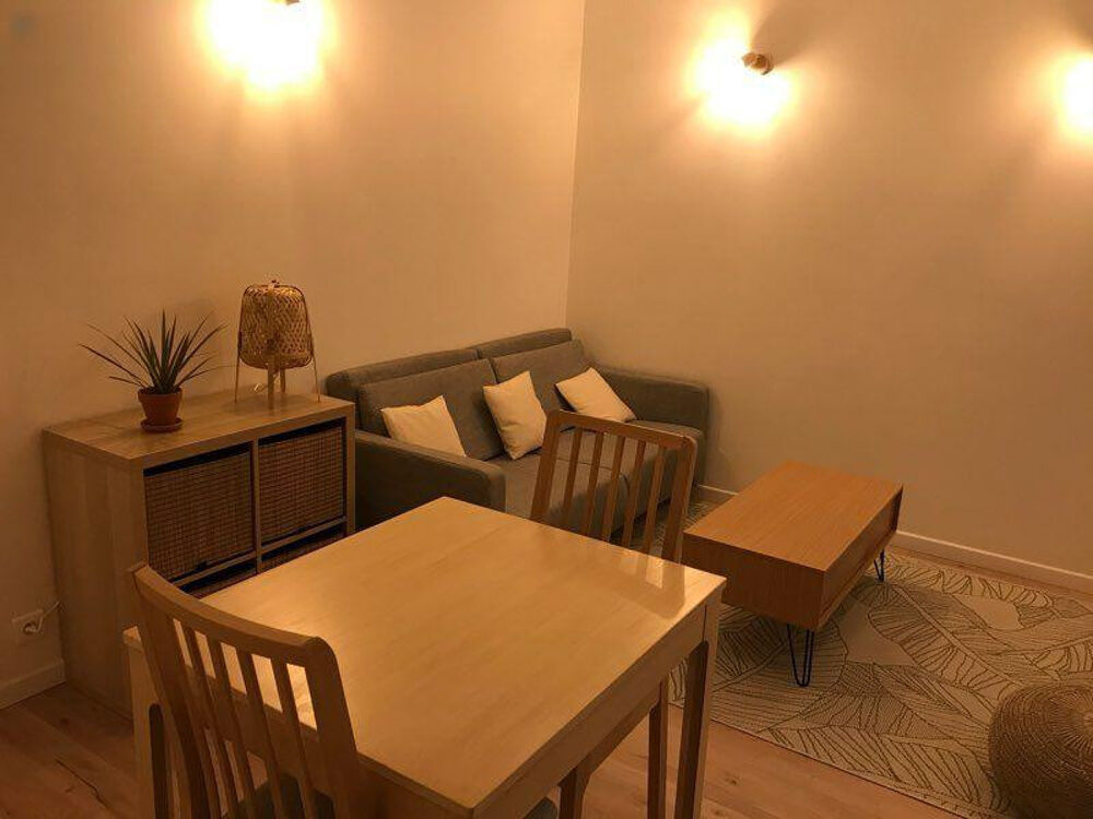 Location Appartement Appartement T2 - Château Rouge Paris 18