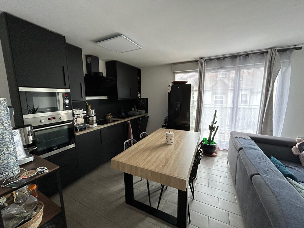 Location Appartement F2 meublé 56 m² – balcon filant, parking, RER  B Villepinte
