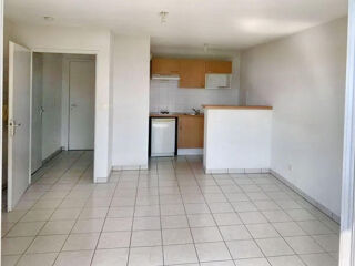  Appartement à louer 2 pièces 38 m²