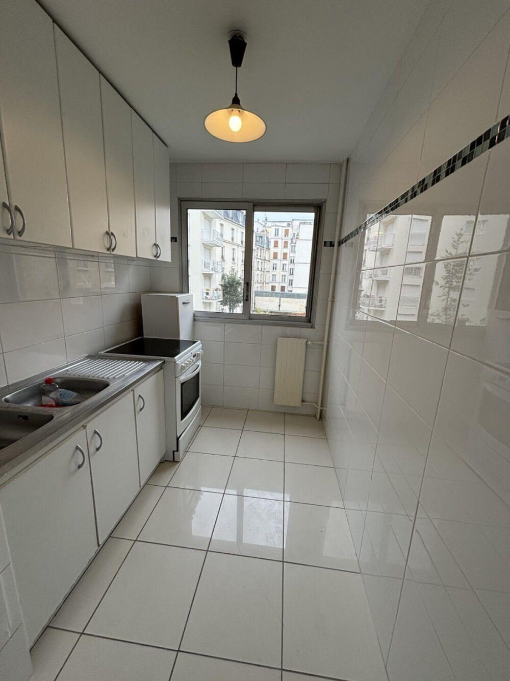 Location Appartement Beau 2P 55m² dans le quartier animé de Cambronne Paris 15