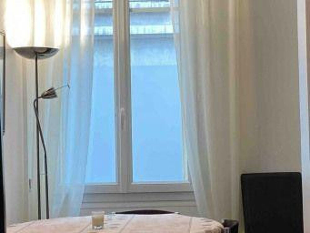 Location Appartement Beau 2P 39m² meublé lumineux et bien agencé Paris 17