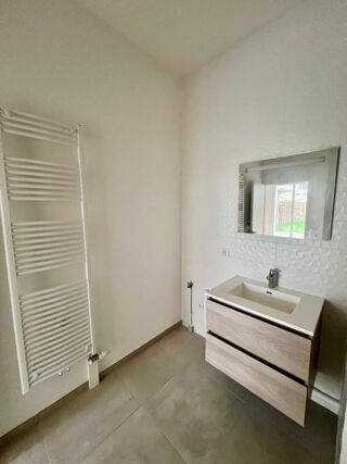  Appartement à louer 2 pièces 53 m²