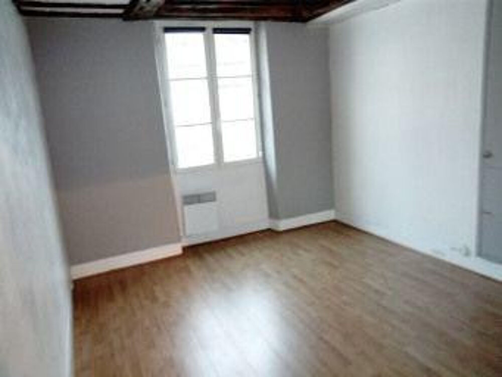 Location Appartement Beau 2P 55m² rue du Bac Paris 7