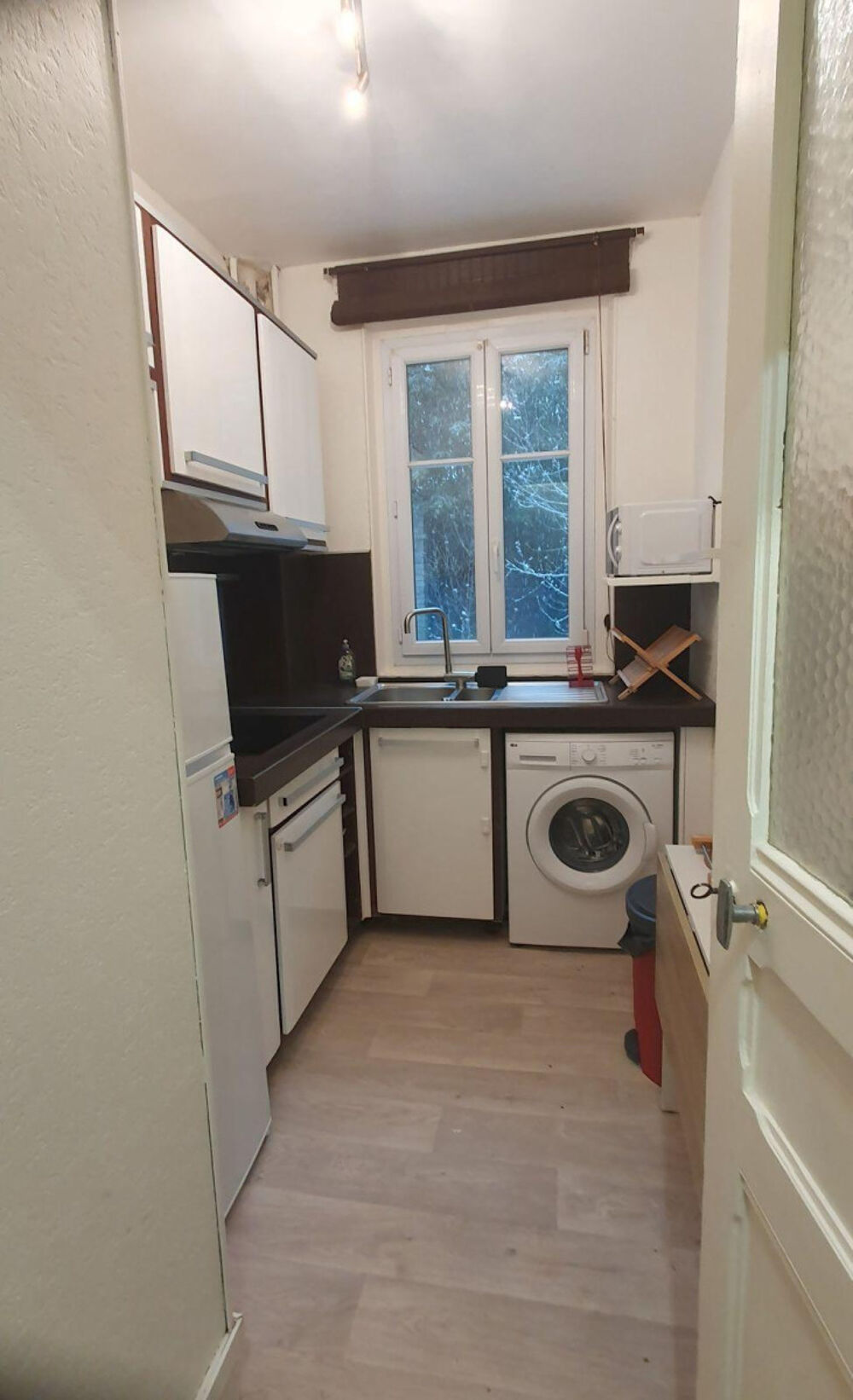 Location Appartement Loue charmant studio Meublé à Courbevoie Courbevoie