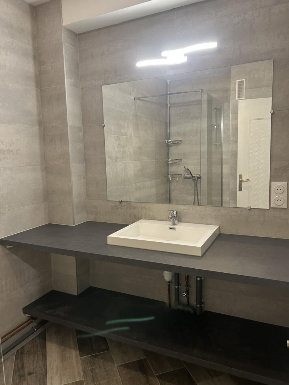Location Appartement T4 refait à neuf, proche du centre ville Troyes