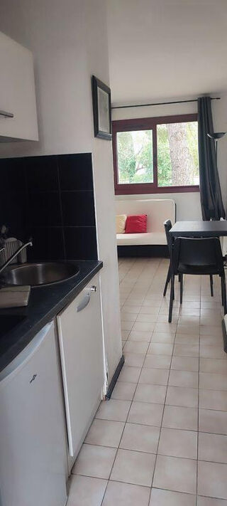  Appartement à louer 1 pièce 19 m²
