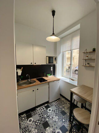  Appartement à louer 1 pièce 20 m²