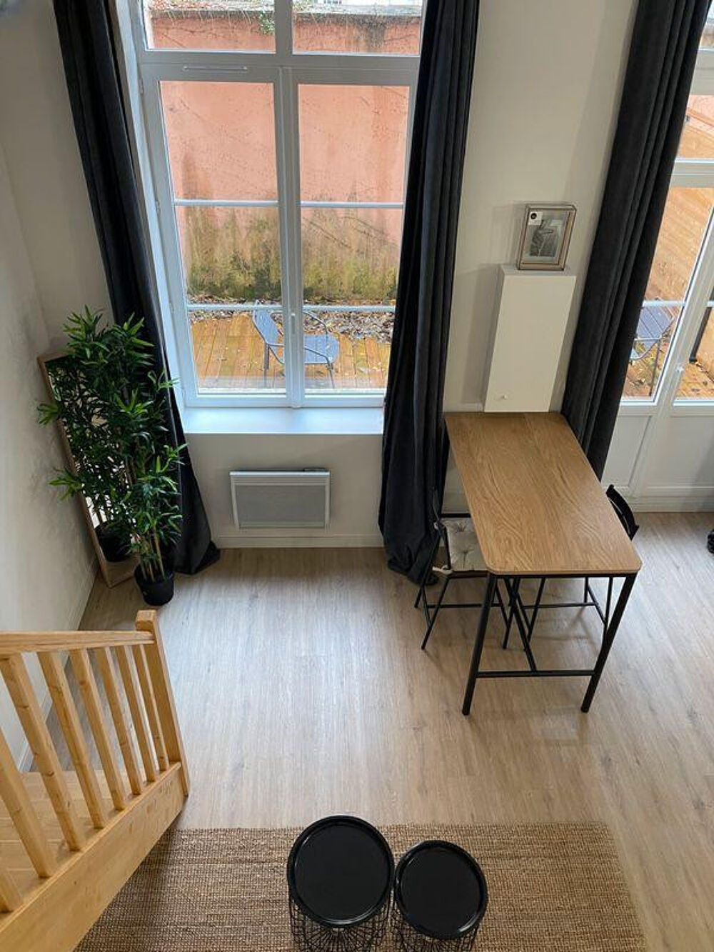 Beau studio avec terrasse et mezzanine à Boulogne