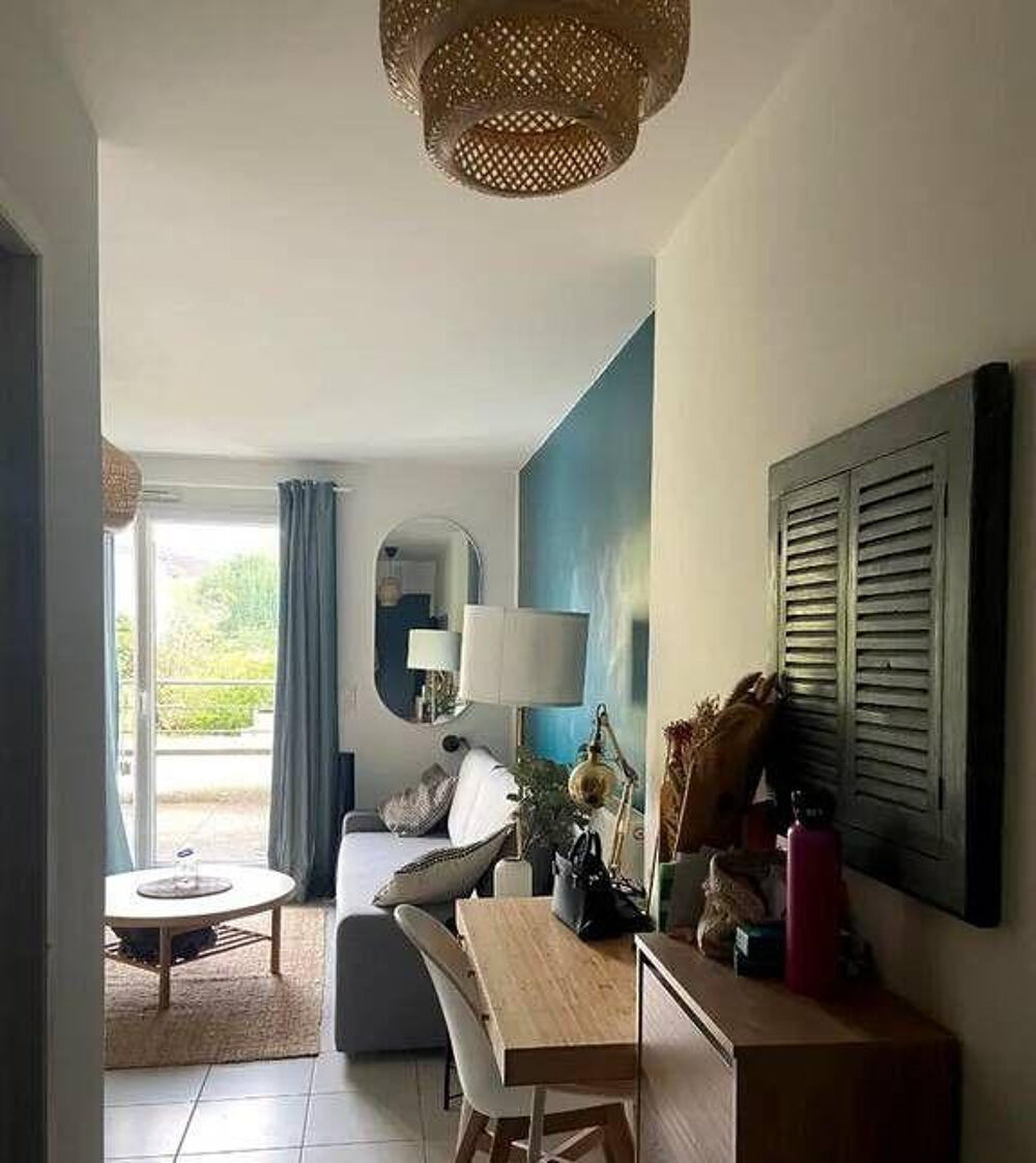 Location Appartement Beau studio meublé 28m² + balcon & parking Nantes