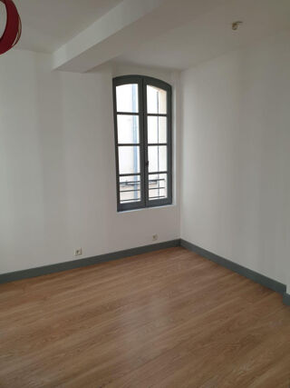  Appartement à louer 3 pièces 52 m²