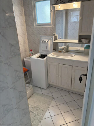  Appartement � louer 1 pi�ce 80 m�