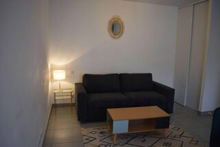  Appartement à louer 1 pièce 27 m²