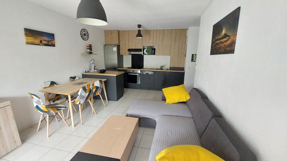Location Appartement T4 meuble au 1er étage avec ascenseur Hendaye