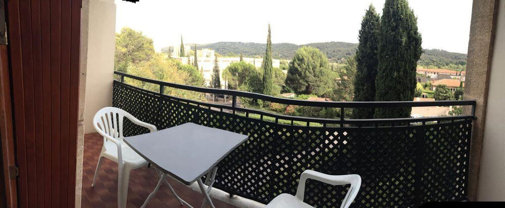 Location Appartement Studio 28m² proche facultés Aix-en-provence