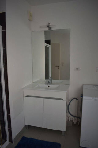  Appartement à louer 1 pièce 27 m²