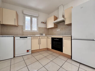  Appartement à louer 3 pièces 52 m²