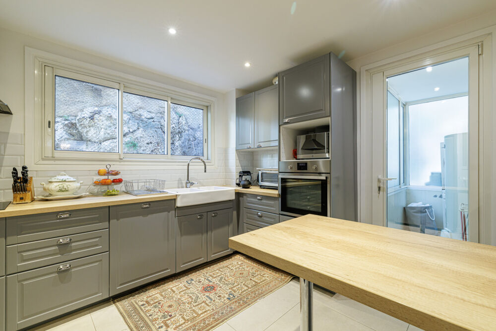 � vendre  Appartement Villefranche-sur-Mer (06230)