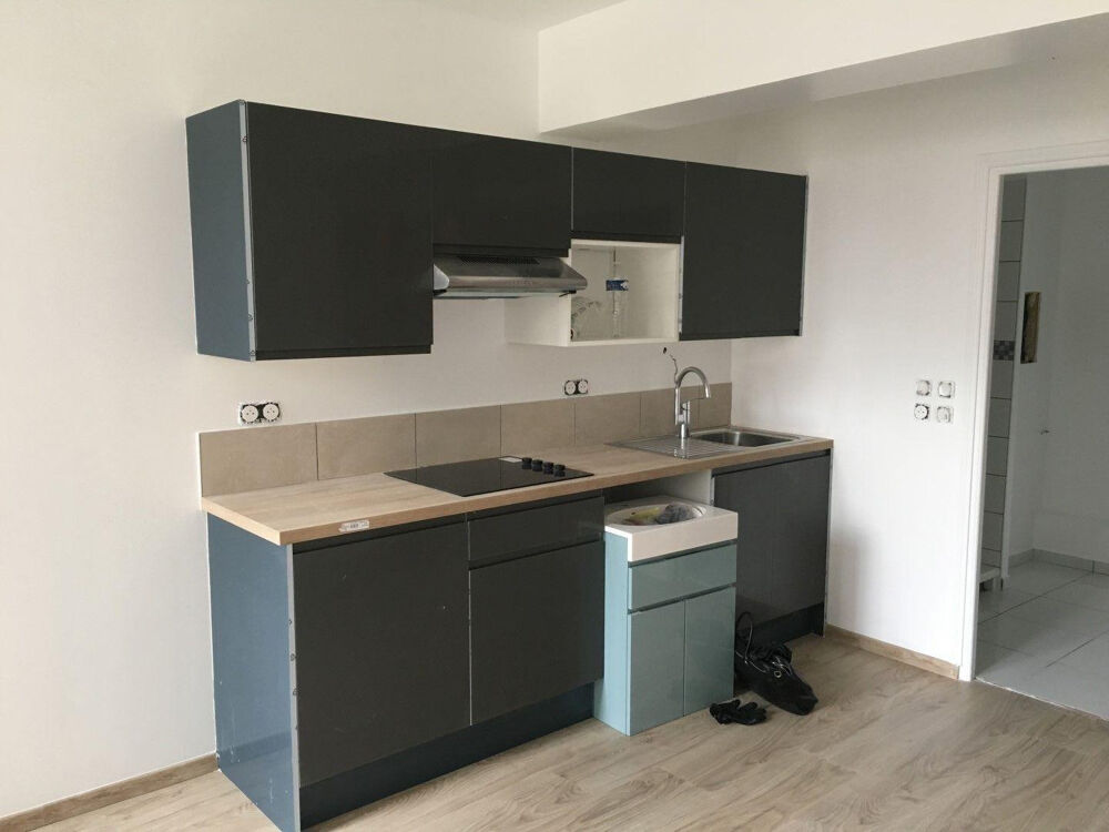 Location Appartement Superbe MEUBLÉ 2 pièces 36m2 BUTTES CHAUMONT Paris 19
