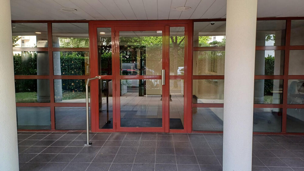 Location Appartement Studio meublé dans résidence étudiante Lyon 8