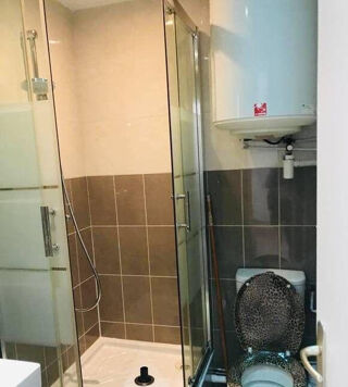  Appartement à louer 2 pièces 45 m²