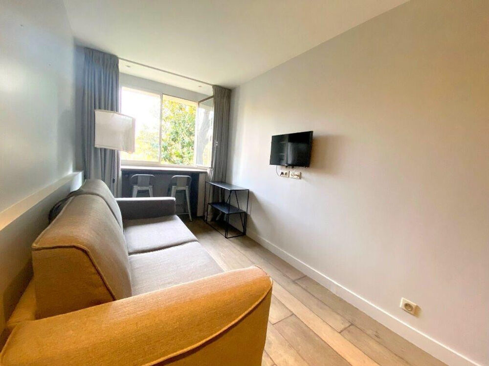 Location Appartement Location beau studio meublé Paris 4ème Paris 4