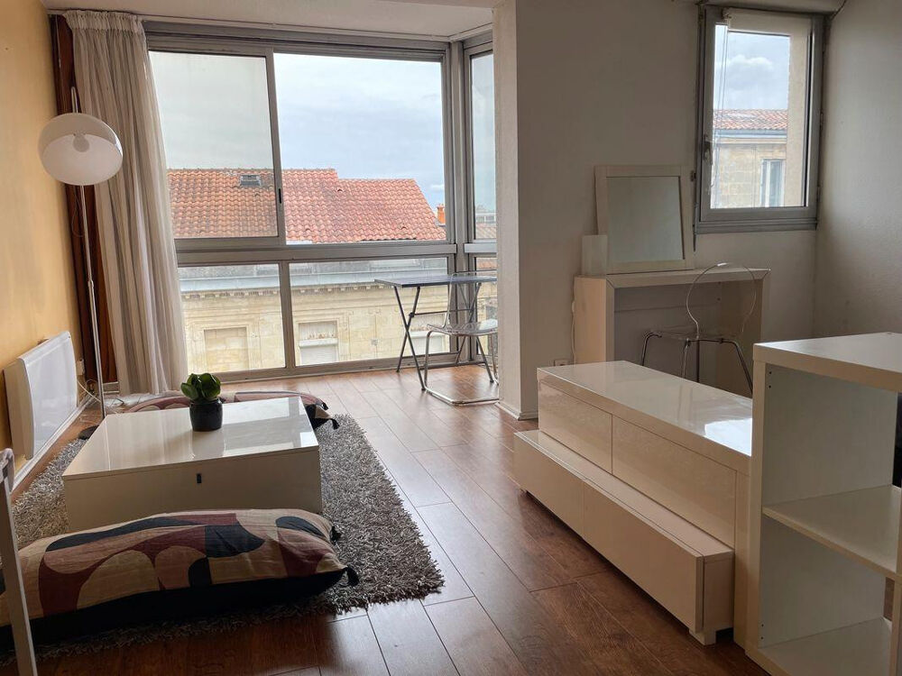 Location Appartement T1 centre ville de Bordeaux au calme Bordeaux