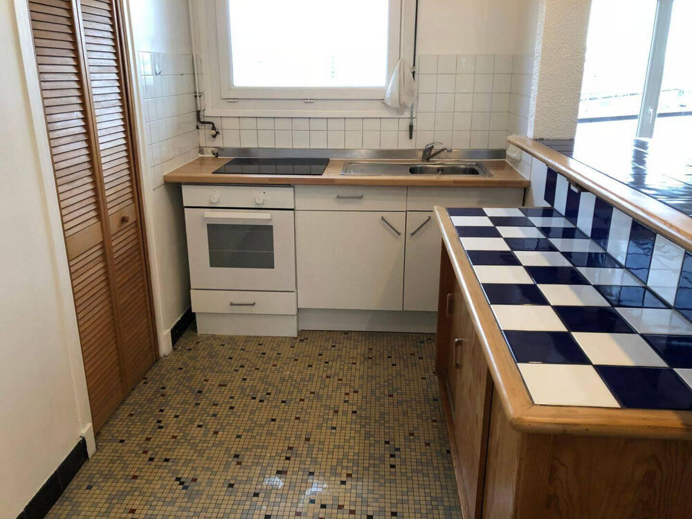Location Appartement T2 rue Anatole France proche lycée facs Clermont-ferrand