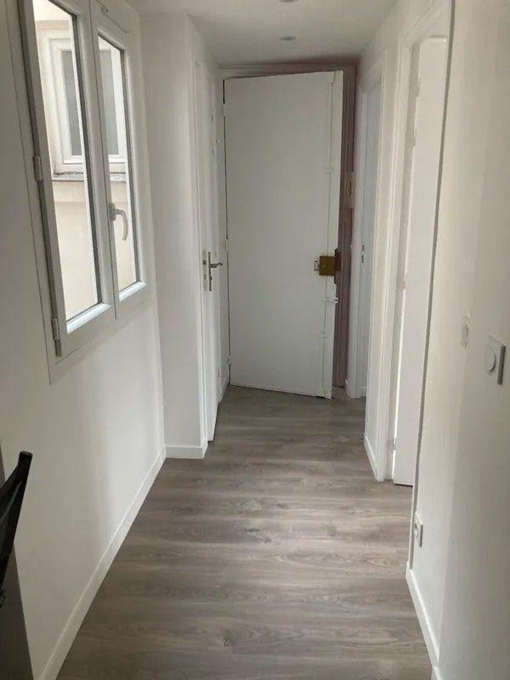 Location Appartement Superbe 2P meublé 35m² refait à neuf Trinité Paris 9