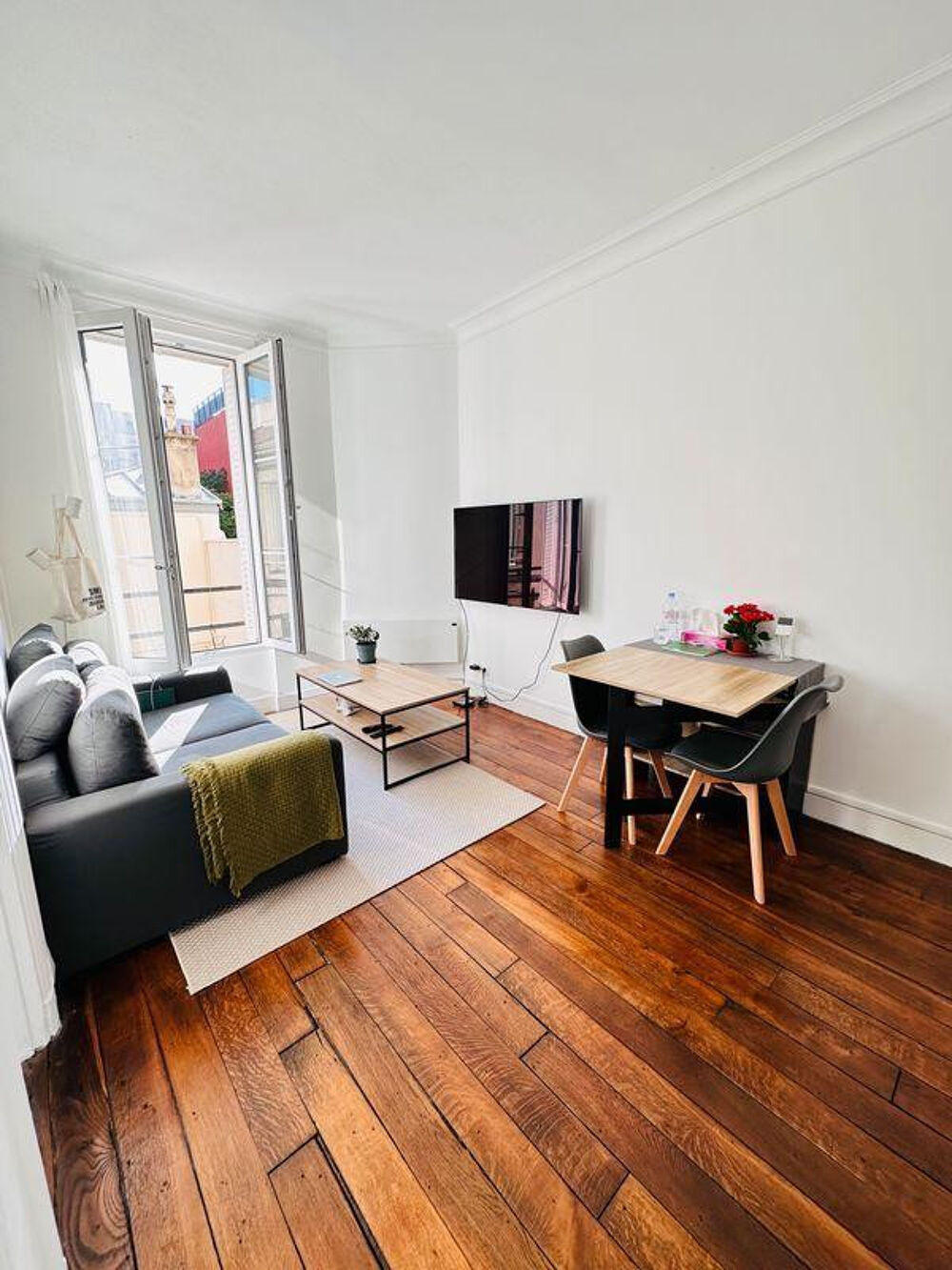 Location Appartement Beau 2P meublé 38m² refait à neuf Clichy