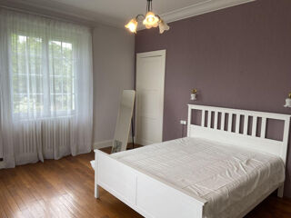  Maison à louer 5 pièces 170 m²