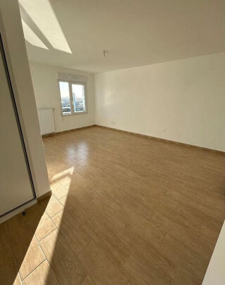  Appartement à louer 2 pièces 50 m²