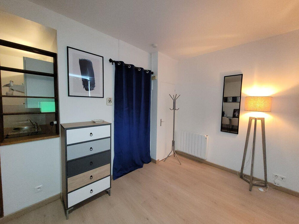 Location Appartement Superbe studio meublé 31m² marché de Talensac Nantes