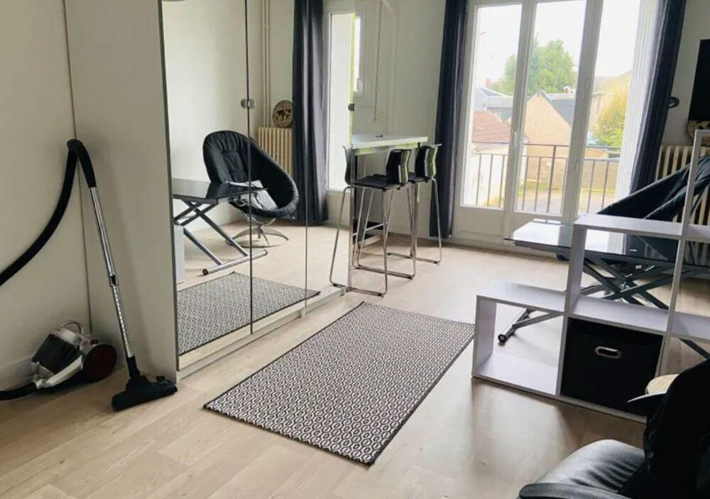 Location Appartement TOURS CENTRE - Studio 23m² meublé Tours