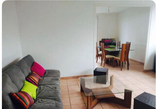  Appartement à louer 3 pièces 84 m²