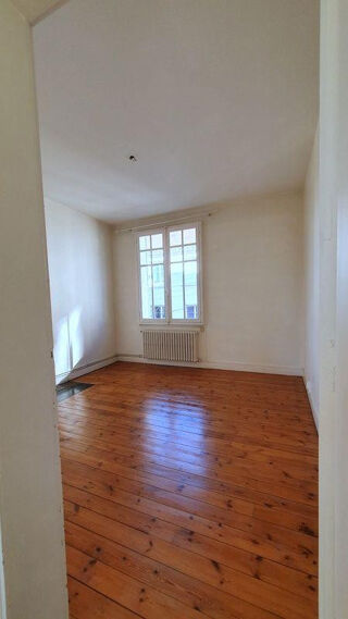  Appartement à louer 2 pièces 39 m²