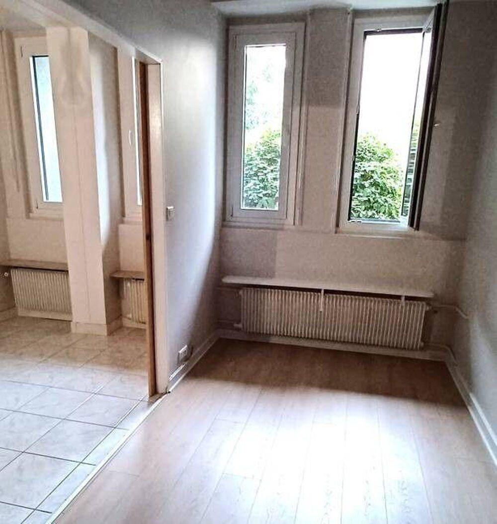 Location Appartement Beau studio 30m² rénové et partiellement équipé Saint-cloud