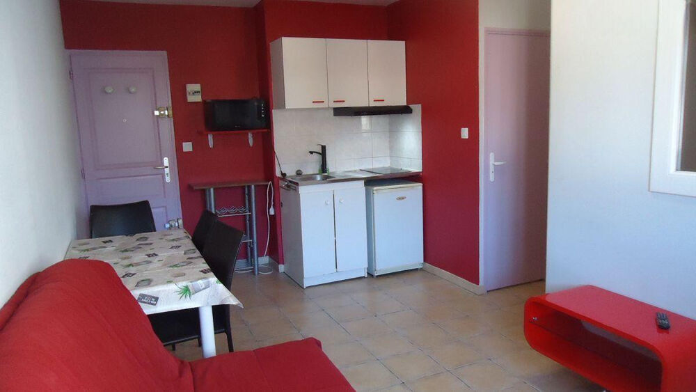 Location Appartement Studio meublé avec eau électricité et chauffage Grenoble