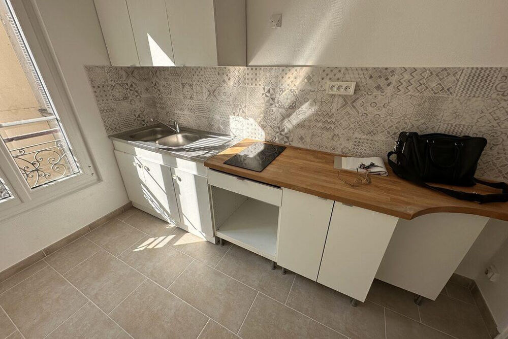 Location Appartement 2 pièces à louer Paris 11è métro Goncourt Paris 10
