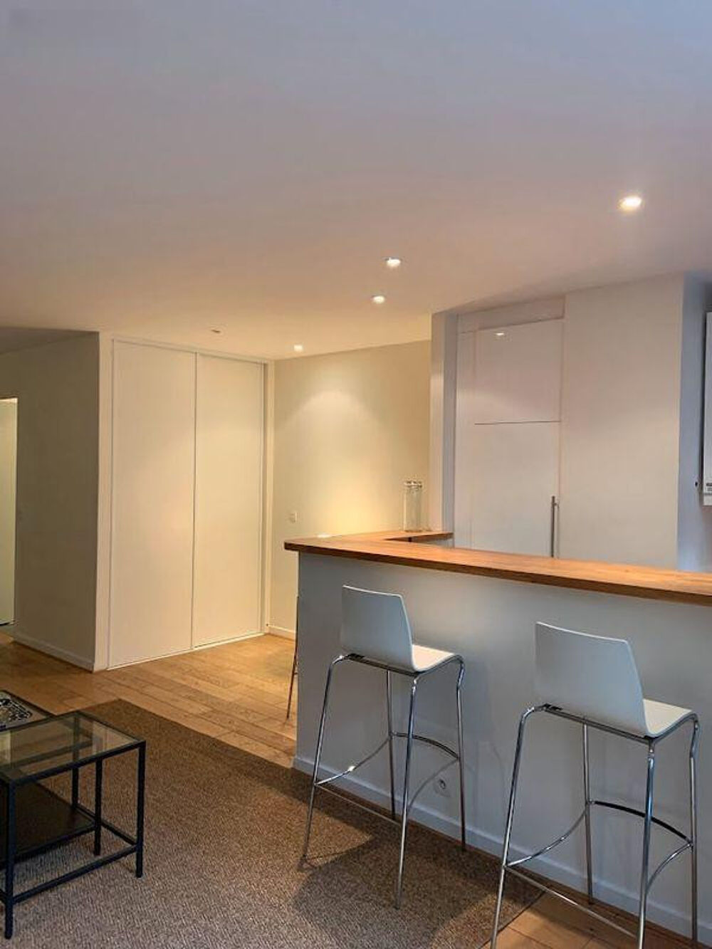 Location Appartement Loue grand studio 44m² style loft Neuilly-sur-seine